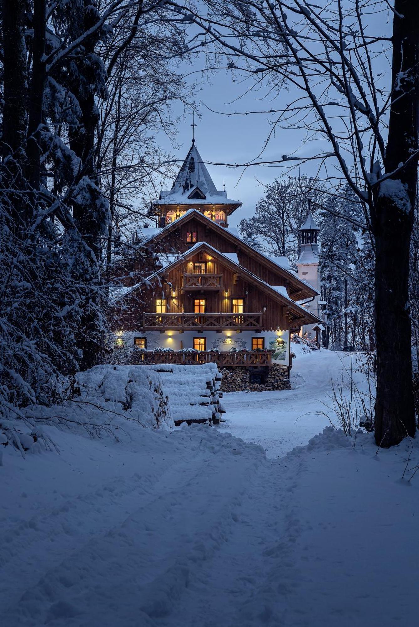 Hotel Krizovy Vrch Jesenik Exterior photo